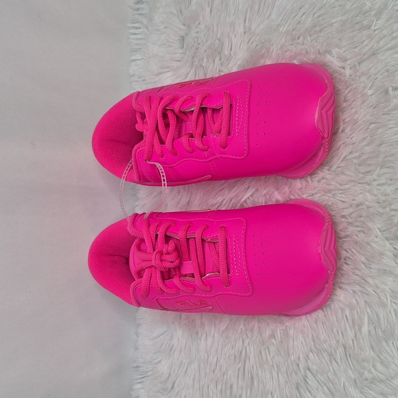 Fila Pink Sneakers - Picture 4 of 13